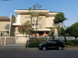 4 Bedroom House for sale in Lakarsantri, Surabaya, Lakarsantri