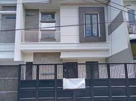 4 Habitación Casa en venta en Tambaksari, East Jawa, Tambaksari