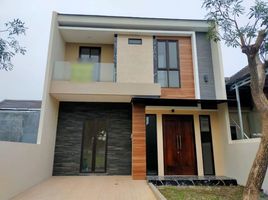 5 Schlafzimmer Villa zu verkaufen in Lakarsantri, East Jawa, Lakarsantri