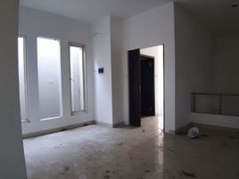 4 Schlafzimmer Villa zu verkaufen in Tambaksari, East Jawa, Tambaksari