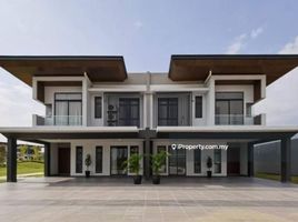 2 Kamar Vila for sale in Geger, Madiun, Geger