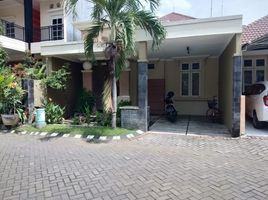 2 Kamar Rumah for sale in Jambangan, Surabaya, Jambangan