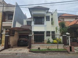 4 Schlafzimmer Villa zu verkaufen in Sukolilo, East Jawa, Sukolilo