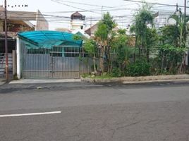 4 Bedroom House for sale in Dukuhpakis, Surabaya, Dukuhpakis