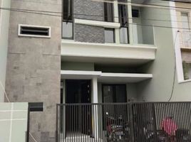 4 Habitación Villa en venta en Mulyorejo, East Jawa, Mulyorejo