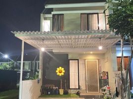 Maison 2 chambre à vendre à Wiyung, East Jawa, Wiyung