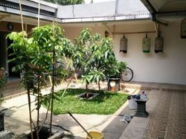 Maison 4 chambre à vendre à Tenggilis Mejoyo, East Jawa, Tenggilis Mejoyo