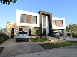 6 chambre Villa for sale in Yucatan, Merida, Yucatan