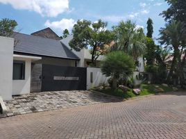 5 Kamar Rumah for sale in Surabaya, East Jawa, Wiyung, Surabaya