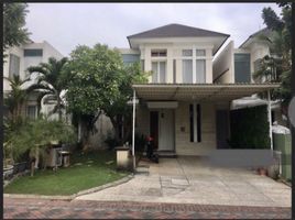 4 Bedroom House for sale in Dukuhpakis, Surabaya, Dukuhpakis