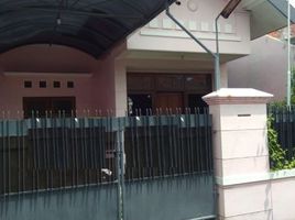 3 Kamar Vila for rent in Indonesia, Wonokromo, Surabaya, East Jawa, Indonesia