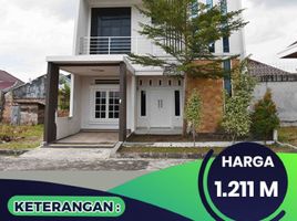 4 Kamar Vila for sale in Tampan, Pekan Baru, Tampan