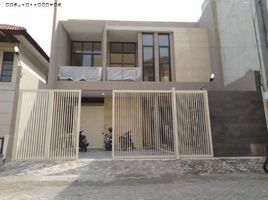 4 Habitación Villa en venta en Tenggilis Mejoyo, East Jawa, Tenggilis Mejoyo, Surabaya