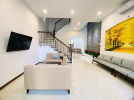 4 chambre Villa for rent in Ha Noi, O Cho Dua, Dong Da, Ha Noi