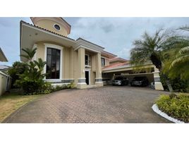 4 Bedroom House for sale in Parque Lefevre, Panama City, Parque Lefevre