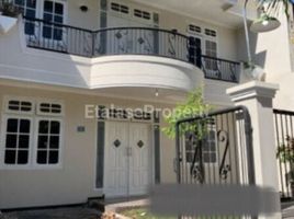 6 Bedroom House for sale in Dukuhpakis, Surabaya, Dukuhpakis