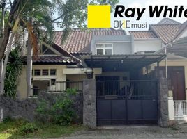 4 Bedroom House for rent in East Jawa, Lakarsantri, Surabaya, East Jawa