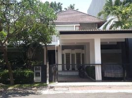 5 Kamar Rumah for sale in Lakarsantri, Surabaya, Lakarsantri