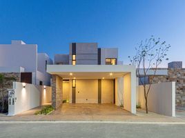 3 Schlafzimmer Haus zu verkaufen in Yaxkukul, Yucatan, Yaxkukul