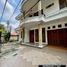 7 Bedroom Villa for sale in Universitas Katolik Indonesia Atma Jaya, Tanah Abang, Kebayoran Lama