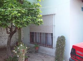 2 Bedroom House for sale in General Sarmiento, Buenos Aires, General Sarmiento