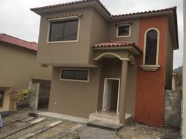 3 Bedroom House for sale in Juan Gomez Rendon Progreso, Guayaquil, Juan Gomez Rendon Progreso