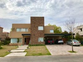 7 Bedroom Villa for sale in Buenos Aires, Tigre, Buenos Aires