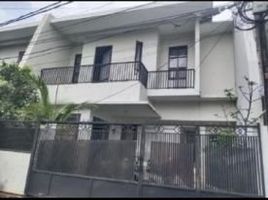 3 Bedroom House for sale in Gayungan, Surabaya, Gayungan