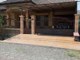 4 Kamar Rumah for sale in Gayungan, Surabaya, Gayungan