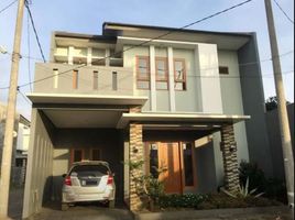 3 Habitación Villa en venta en Ciledug, Tangerang, Ciledug