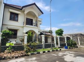 4 Bedroom Villa for sale in Bogor Selatan, Bogor, Bogor Selatan