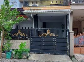 3 Bedroom Villa for sale in Waru, Sidoarjo, Waru