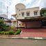 3 Kamar Rumah for sale in Ciracas, Jakarta, Ciracas