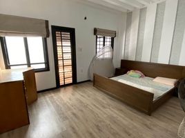 3 Schlafzimmer Wohnung zu vermieten in O Cho Dua, Dong Da, O Cho Dua