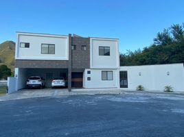 3 Habitación Villa en venta en Santiago, Nuevo León, Santiago