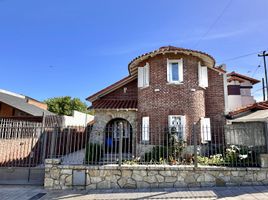 4 Bedroom Villa for sale in General Pueyrredon Buenos Aires, General Pueyrredon
