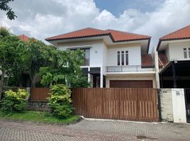Maison 5 chambre à vendre à Wiyung, East Jawa, Wiyung