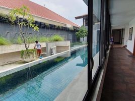 5 Bedroom House for sale in Dukuhpakis, Surabaya, Dukuhpakis