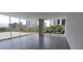 53 m² Office for sale in Parque de los Pies Descalzos, Medellín, Medellín