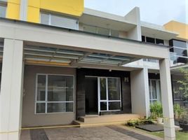 在Kelapa Gading, Jakarta Utara出售的3 卧室 屋, Kelapa Gading