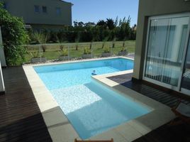 4 Bedroom Villa for sale in General Pueyrredon Buenos Aires, General Pueyrredon