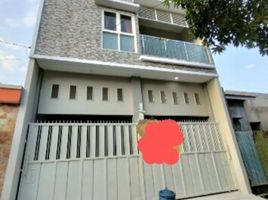 3 Habitación Villa en venta en Rungkut, East Jawa, Rungkut