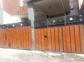 3 Habitación Casa en venta en Tenggilis Mejoyo, East Jawa, Tenggilis Mejoyo