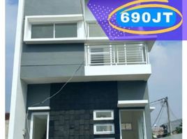 2 Kamar Vila for sale in Bekasi, West Jawa, Lemahabang, Bekasi