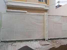 Maison 4 chambre à vendre à Tambaksari, East Jawa, Tambaksari