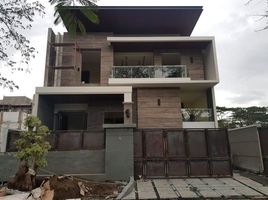 6 Schlafzimmer Villa zu verkaufen in Lakarsantri, East Jawa, Lakarsantri