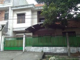 Maison 7 chambre à vendre à Dukuhpakis, East Jawa, Dukuhpakis