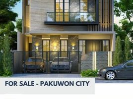 4 Habitación Villa en venta en Mulyorejo, East Jawa, Mulyorejo
