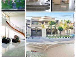 7 Bedroom House for sale in Siloam Hospitals Surabaya, Gubeng, Gubeng