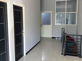 4 Habitación Villa en venta en Rungkut, East Jawa, Rungkut
